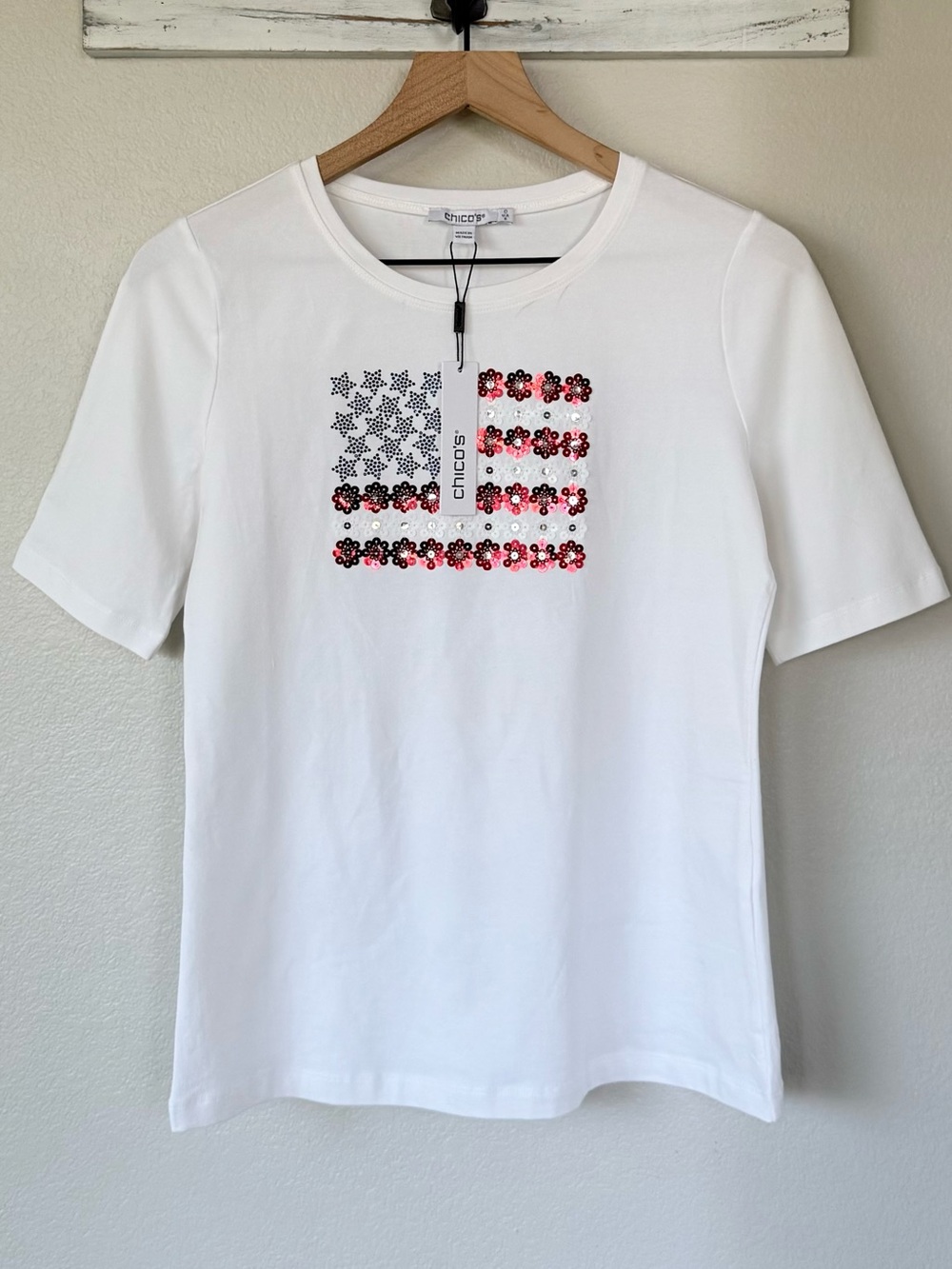 CHICO’S NWT 0 Flag Embellished Knit Tee • Sequin Star Flower Americana - Picture 2 of 13